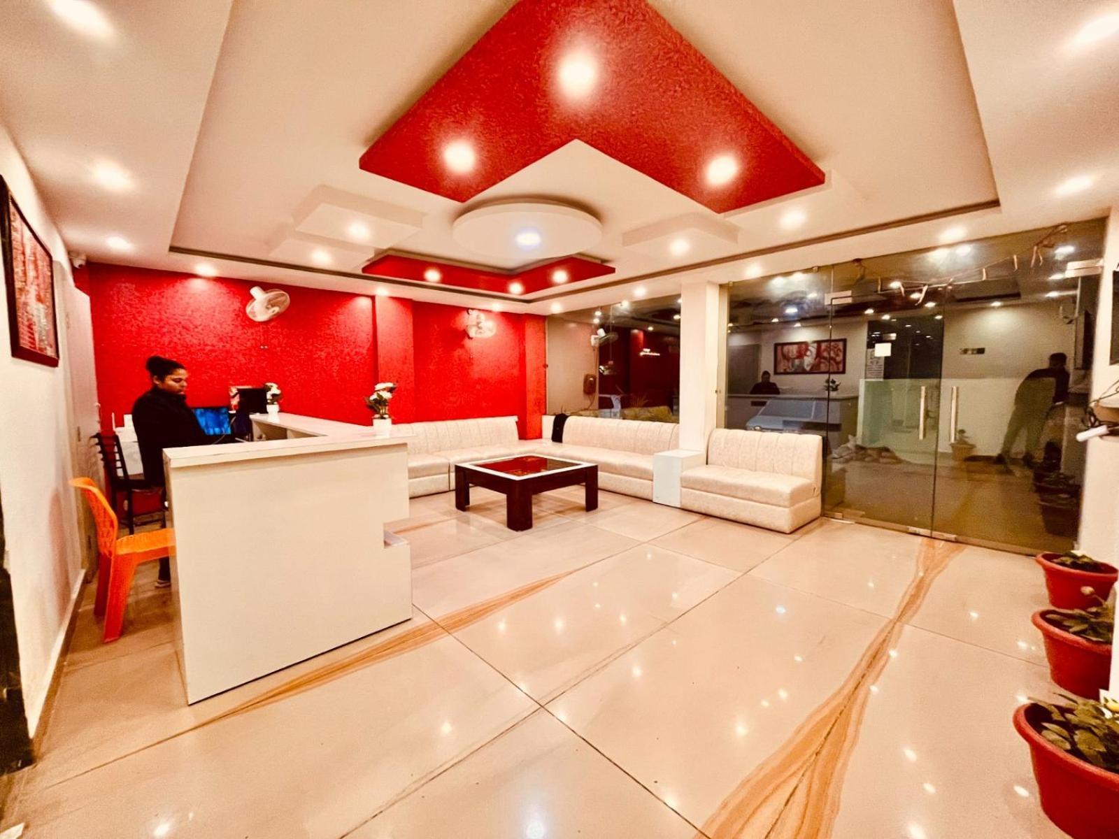 Hotel The Pacific Grand, Haridwār Esterno foto