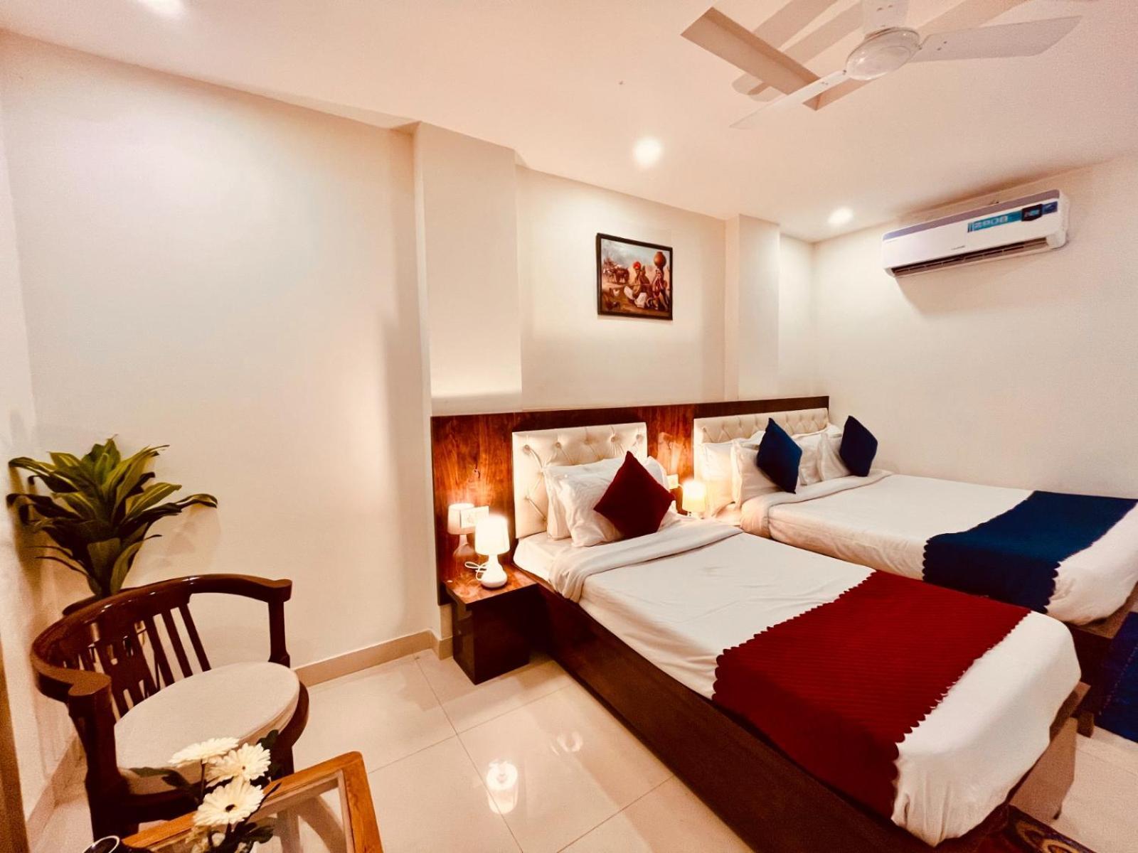Hotel The Pacific Grand, Haridwār Esterno foto